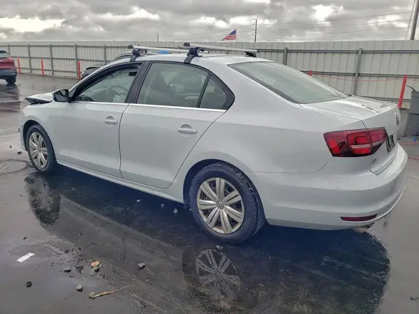 3VW2B7AJ4HM312167 2017 VOLKSWAGEN JETTA - Image 2