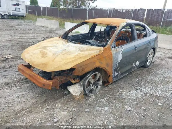 3VW2B7AJ4HM313223 2017 VOLKSWAGEN JETTA - Image 2