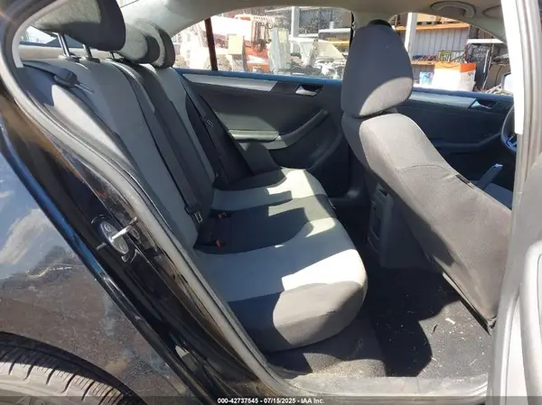 3VW2B7AJ4HM315800 2017 VOLKSWAGEN JETTA - Image 8
