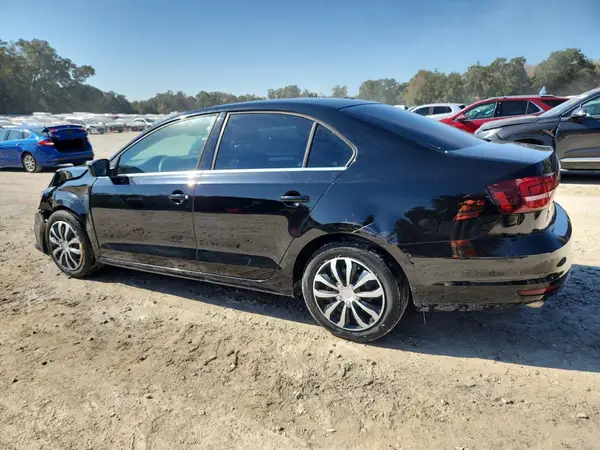3VW2B7AJ4HM319393 2017 VOLKSWAGEN JETTA - Image 2