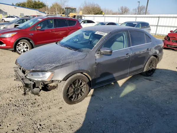 3VW2B7AJ4HM324674 2017 VOLKSWAGEN JETTA - Image 1