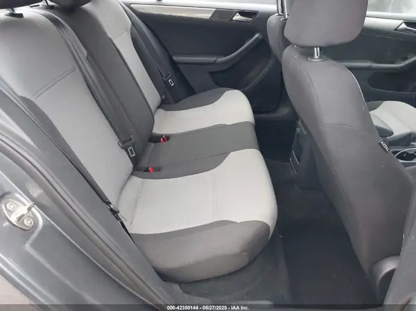 3VW2B7AJ4HM325937 2017 VOLKSWAGEN JETTA - Image 8