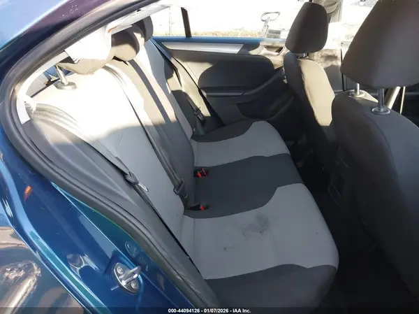 3VW2B7AJ4HM326571 2017 VOLKSWAGEN JETTA - Image 8