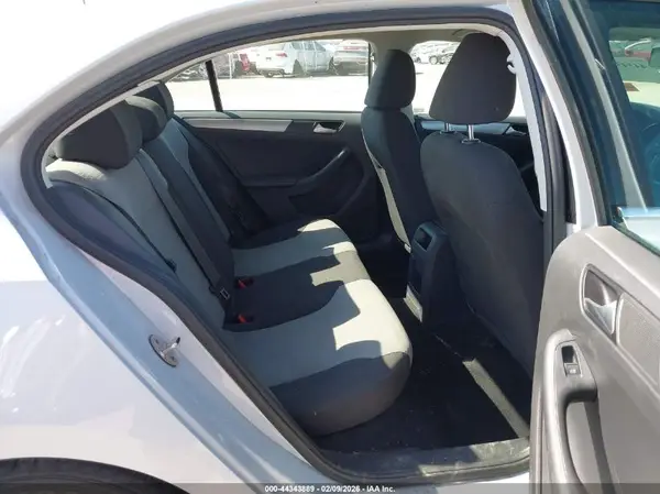 3VW2B7AJ4HM330457 2017 VOLKSWAGEN JETTA - Image 8