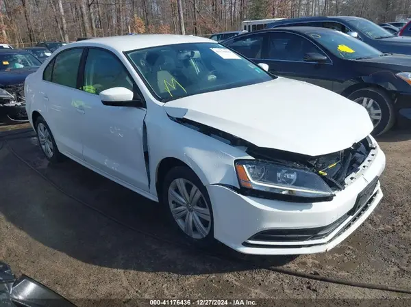 3VW2B7AJ4HM337571 2017 VOLKSWAGEN JETTA - Image 1