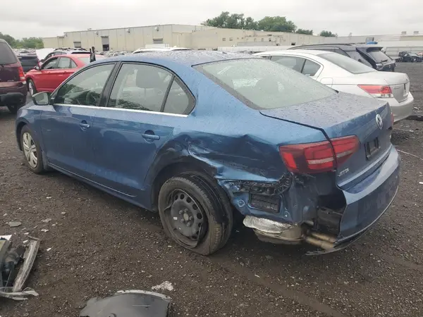 3VW2B7AJ4HM342480 2017 VOLKSWAGEN JETTA - Image 2