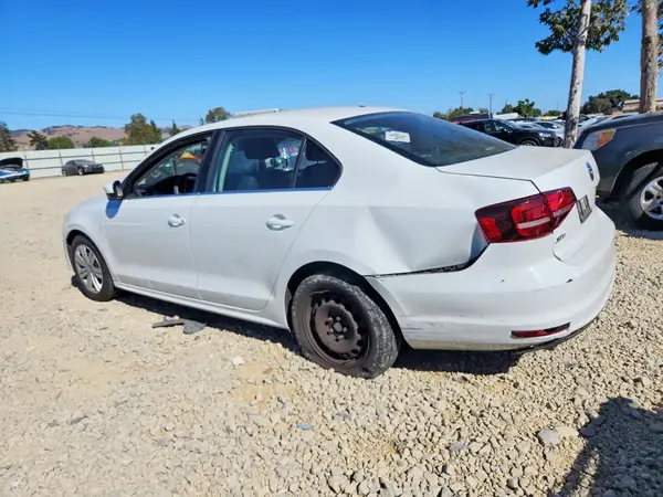 3VW2B7AJ4HM351454 2017 VOLKSWAGEN JETTA - Image 2