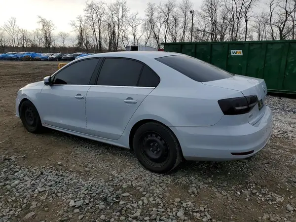 3VW2B7AJ4HM355018 2017 VOLKSWAGEN JETTA - Image 2