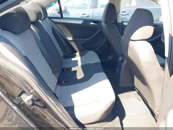 3VW2B7AJ4HM359800 2017 VOLKSWAGEN JETTA - Image 8