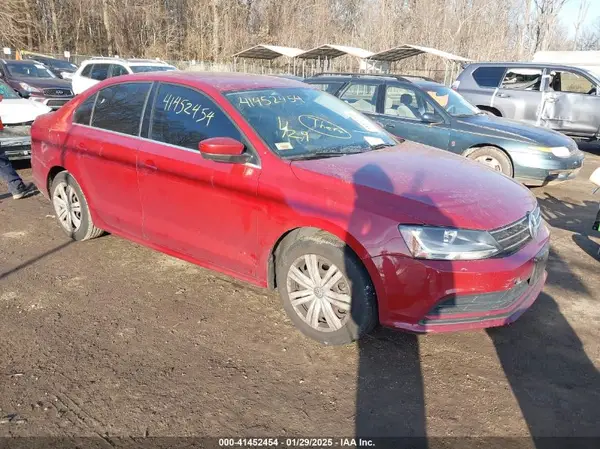 3VW2B7AJ4HM361708 2017 VOLKSWAGEN JETTA - Image 1