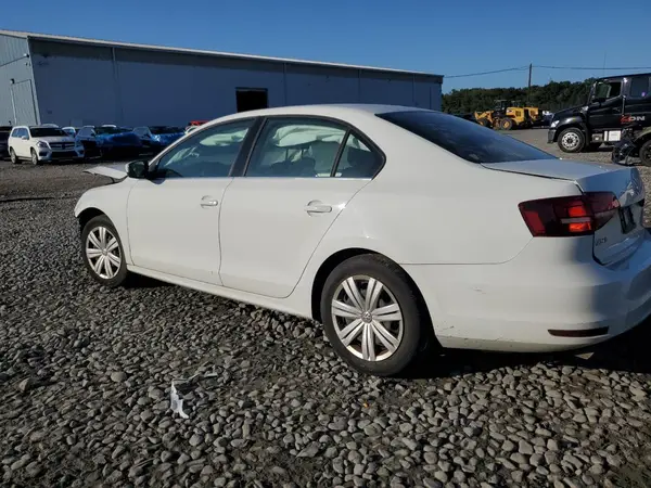 3VW2B7AJ4HM363894 2017 VOLKSWAGEN JETTA - Image 2