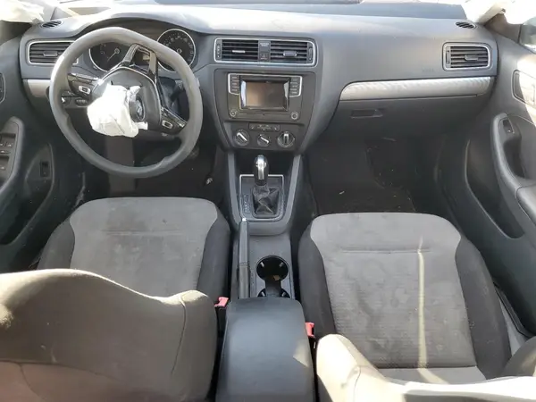 3VW2B7AJ4HM363894 2017 VOLKSWAGEN JETTA - Image 8