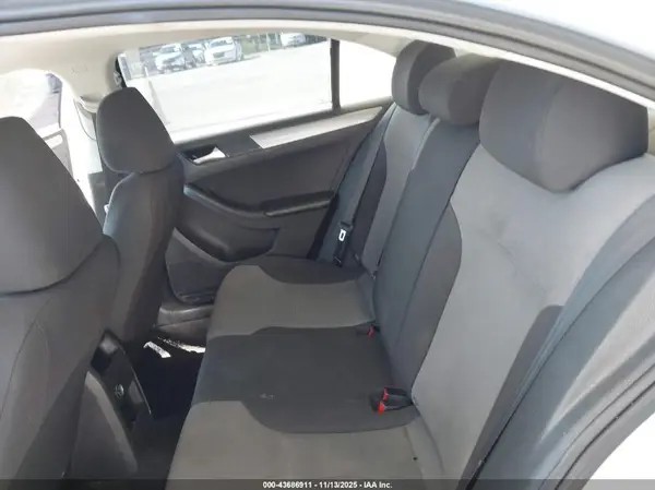 3VW2B7AJ4HM371039 2017 VOLKSWAGEN JETTA - Image 8