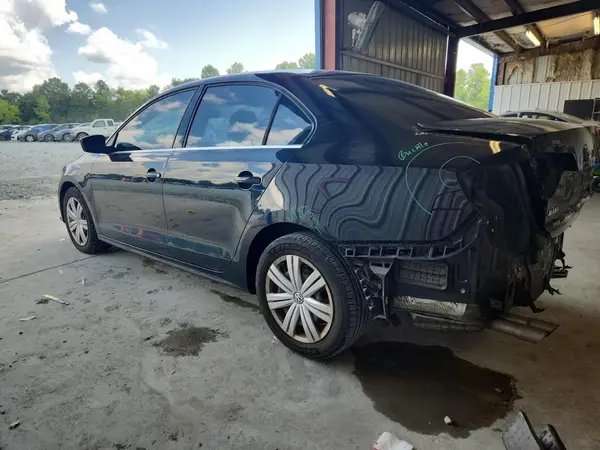 3VW2B7AJ4HM388519 2017 VOLKSWAGEN JETTA - Image 2