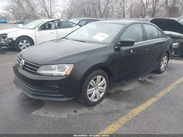 3VW2B7AJ4HM391758 2017 VOLKSWAGEN JETTA - Image 2