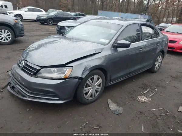 3VW2B7AJ4HM401012 2017 VOLKSWAGEN JETTA - Image 2