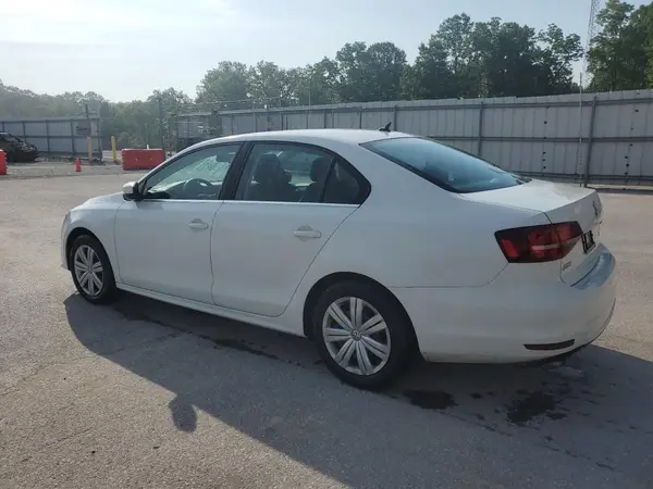 3VW2B7AJ4HM402046 2017 VOLKSWAGEN JETTA - Image 2