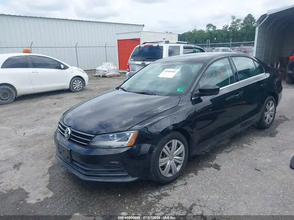 3VW2B7AJ4HM405772 2017 VOLKSWAGEN JETTA - Image 2