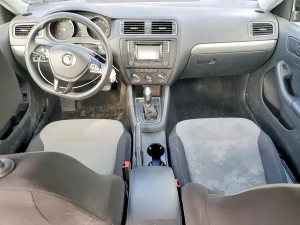 3VW2B7AJ4HM407022 2017 VOLKSWAGEN JETTA - Image 8