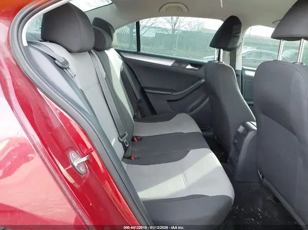 3VW2B7AJ4JM228209 2018 VOLKSWAGEN JETTA - Image 8