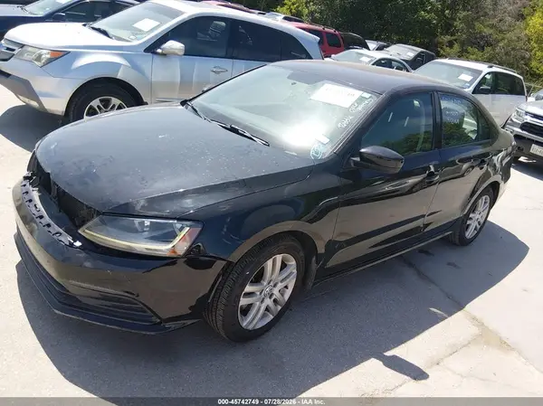 3VW2B7AJ4JM234639 2018 VOLKSWAGEN JETTA - Image 2