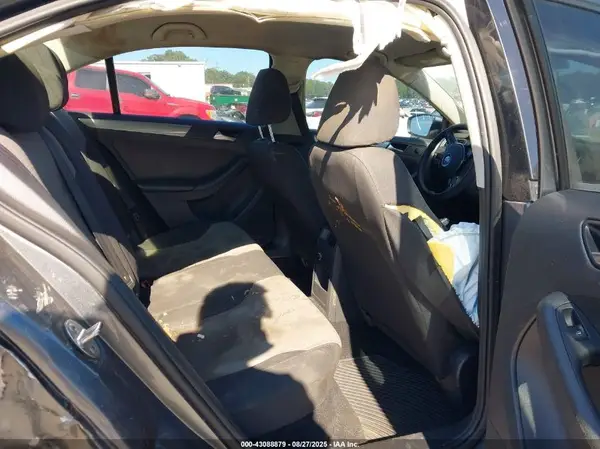 3VW2B7AJ4JM237220 2018 VOLKSWAGEN JETTA - Image 8
