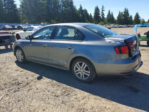 3VW2B7AJ4JM239016 2018 VOLKSWAGEN JETTA - Image 2