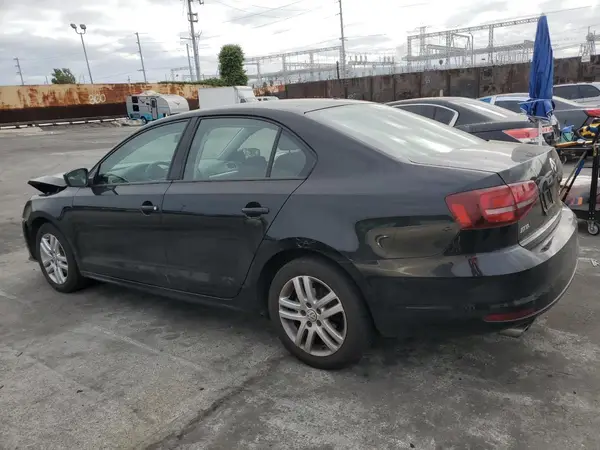 3VW2B7AJ4JM242174 2018 VOLKSWAGEN JETTA - Image 2