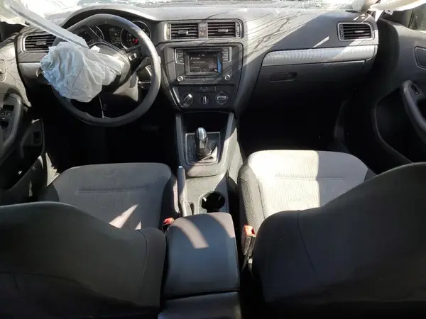 3VW2B7AJ4JM243034 2018 VOLKSWAGEN JETTA - Image 8