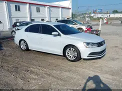 3VW2B7AJ4JM245642 2018 VOLKSWAGEN JETTA