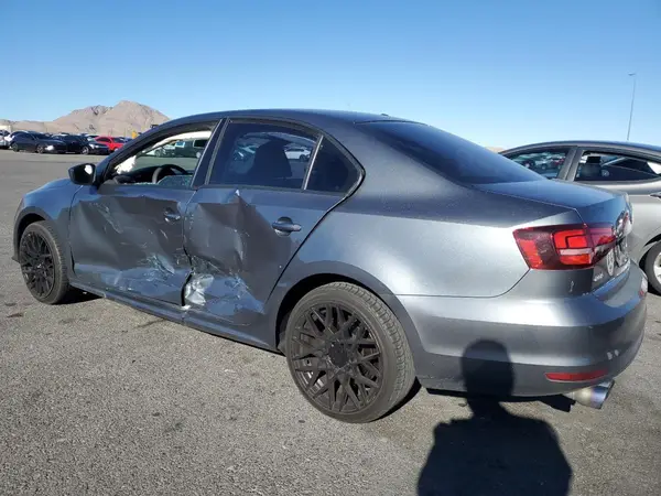 3VW2B7AJ4JM251635 2018 VOLKSWAGEN JETTA - Image 2