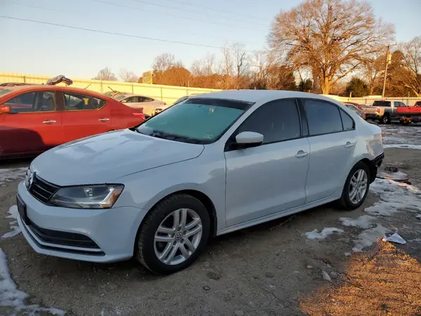 3VW2B7AJ4JM260187 2018 VOLKSWAGEN JETTA - Image 1