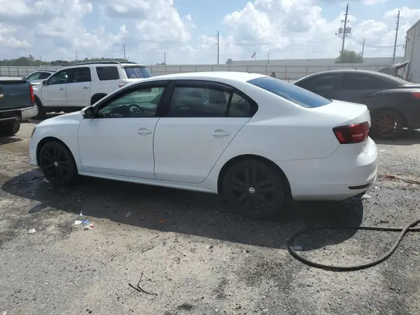 3VW2B7AJ4JM263753 2018 VOLKSWAGEN JETTA - Image 2