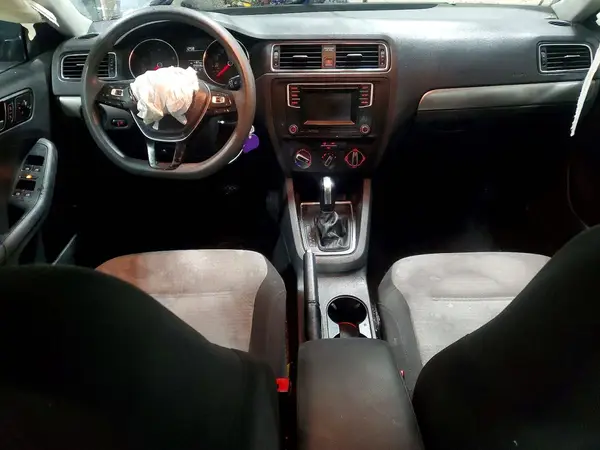 3VW2B7AJ5HM206150 2017 VOLKSWAGEN JETTA - Image 8