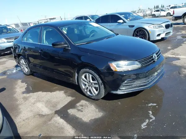 3VW2B7AJ5HM210523 2017 VOLKSWAGEN JETTA - Image 1