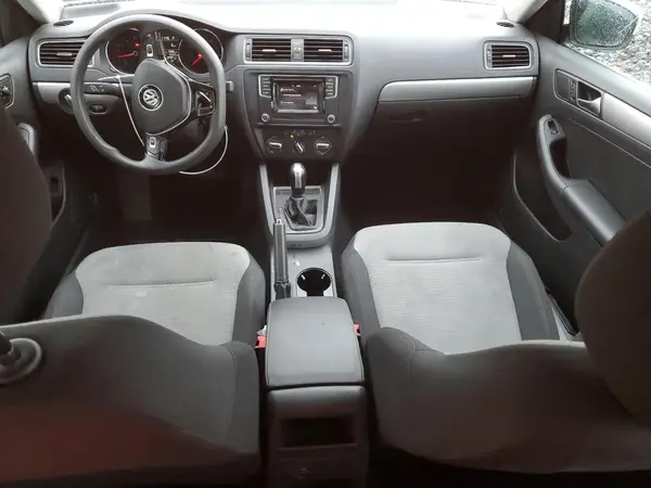 3VW2B7AJ5HM224244 2017 VOLKSWAGEN JETTA - Image 8