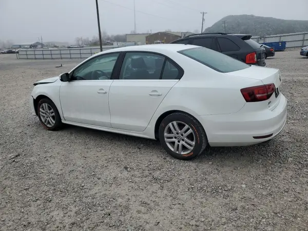 3VW2B7AJ5HM231338 2017 VOLKSWAGEN JETTA - Image 2