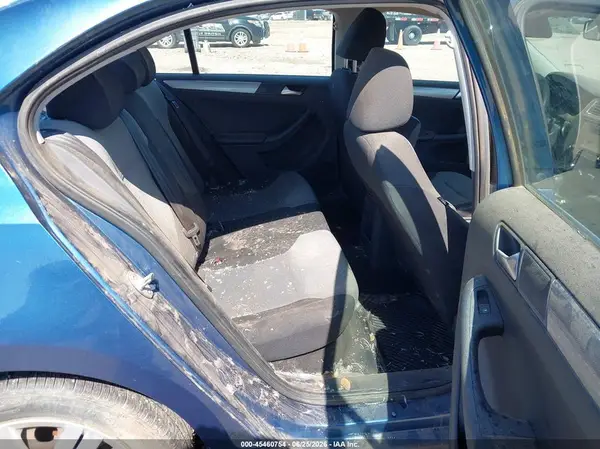3VW2B7AJ5HM234059 2017 VOLKSWAGEN JETTA - Image 8