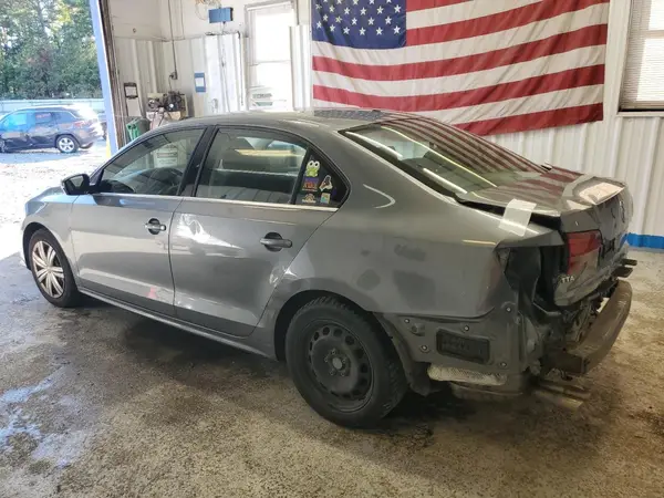 3VW2B7AJ5HM236166 2017 VOLKSWAGEN JETTA - Image 2