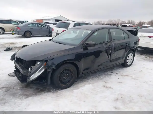 3VW2B7AJ5HM239990 2017 VOLKSWAGEN JETTA - Image 2