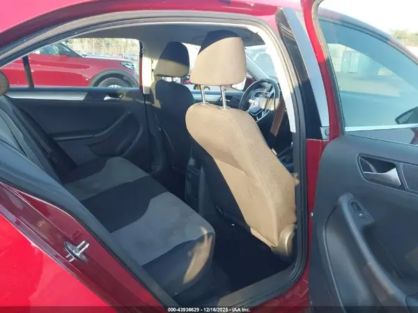 3VW2B7AJ5HM249709 2017 VOLKSWAGEN JETTA - Image 8