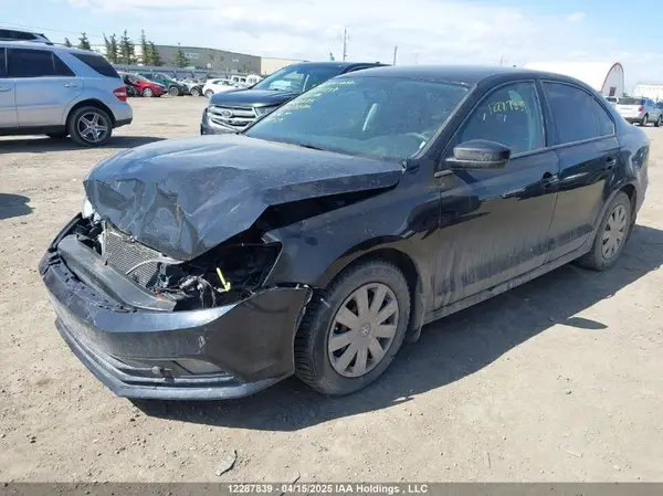 3VW2B7AJ5HM260693 2017 VOLKSWAGEN JETTA - Image 2