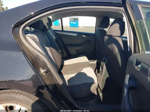 3VW2B7AJ5HM271337 2017 VOLKSWAGEN JETTA - Image 8