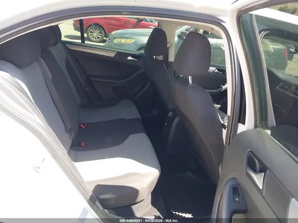 3VW2B7AJ5HM278515 2017 VOLKSWAGEN JETTA - Image 8