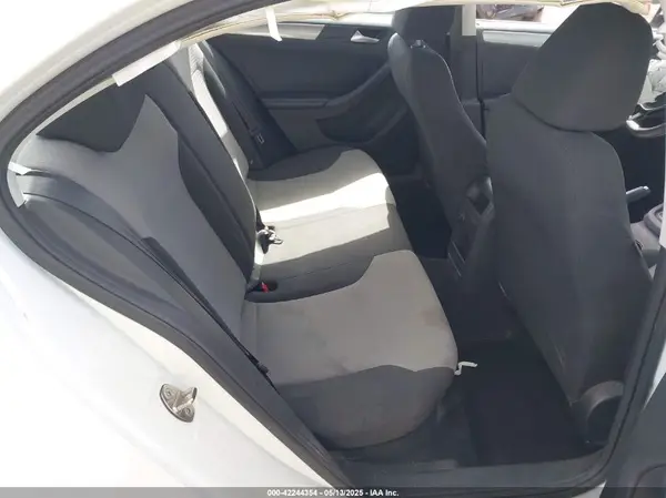 3VW2B7AJ5HM290616 2017 VOLKSWAGEN JETTA - Image 8