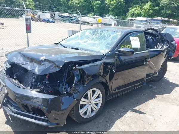 3VW2B7AJ5HM292155 2017 VOLKSWAGEN JETTA - Image 2