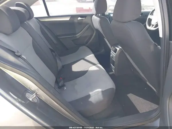 3VW2B7AJ5HM298991 2017 VOLKSWAGEN JETTA - Image 8