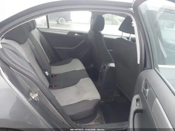 3VW2B7AJ5HM301808 2017 VOLKSWAGEN JETTA - Image 8