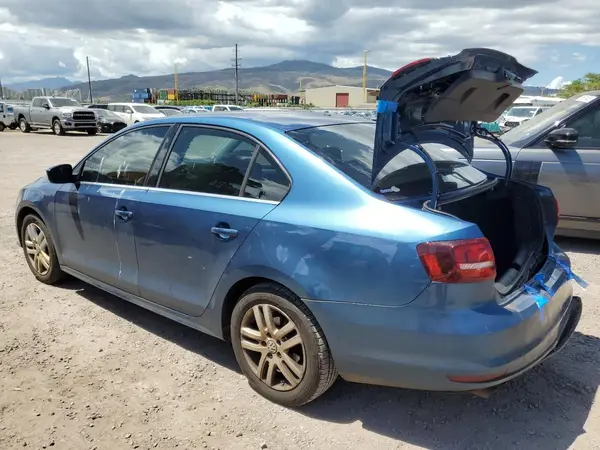 3VW2B7AJ5HM303784 2017 VOLKSWAGEN JETTA - Image 2