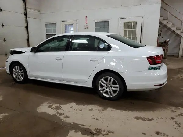 3VW2B7AJ5HM311495 2017 VOLKSWAGEN JETTA - Image 2